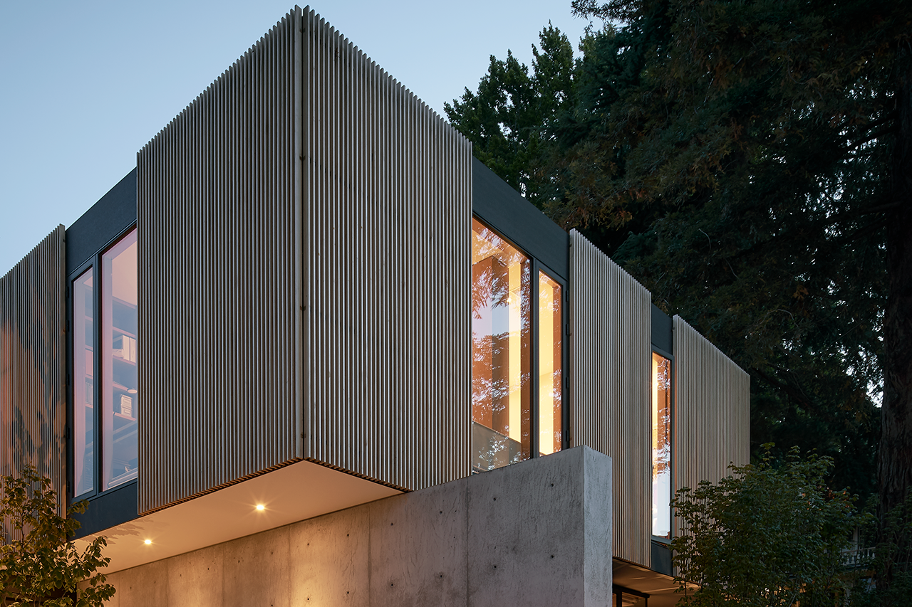 Courtyard House in Seattle, built by Dowbuilt