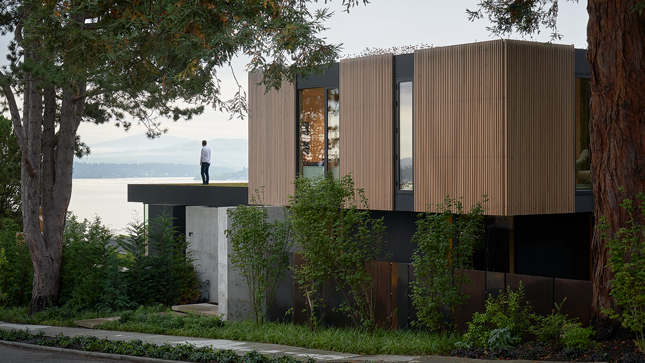 Courtyard House in Seattle, built by Dowbuilt