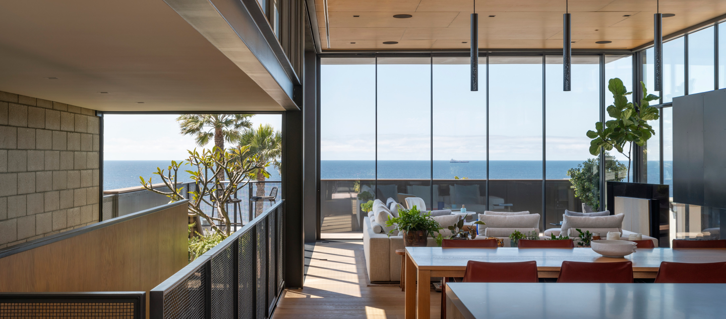 Manhattan Beach Residence, built by Dowbuilt in Southern California